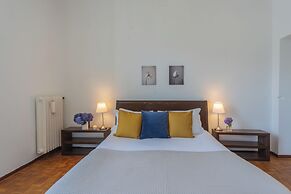 Villa Chiara Moltrasio With Private Garden by Rent all Como