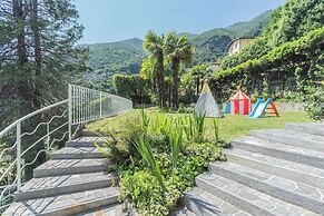 Villa Chiara Moltrasio With Private Garden by Rent all Como