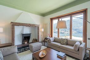 Villa Chiara Moltrasio With Private Garden by Rent all Como
