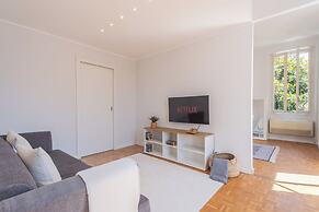 Villa Chiara Moltrasio With Private Garden by Rent all Como