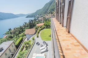 Villa Chiara Moltrasio With Private Garden by Rent all Como