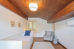 Villa Chiara Moltrasio With Private Garden by Rent all Como