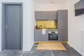Como Dreams Apartments by Rent all Como
