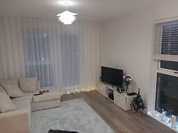 Tranquil Loughton Apartment Retreat