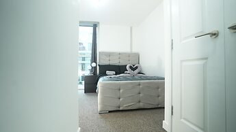 Central M K 1-bedroom Apartment, Sleeps 4, Parking