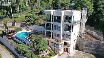 Yellow Sands Luxury Villas Unit 1