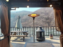 Mirinae Lakeside Marine Villa