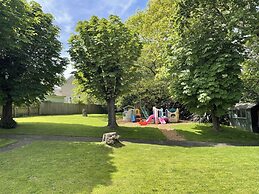 3BR Cosy Coastal Cottage With Wifi, Parking