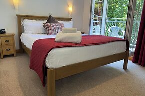 3BR Cosy Coastal Cottage With Wifi, Parking