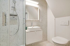 Charming Duplex - 1br-4p- Nanterre
