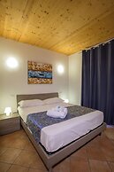 Blue Villa With Shared Pool and Private Garden Near Salò