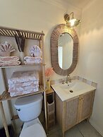 Brand New Coral Reef Suite Located in Paradise Island Estate