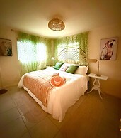 Brand New Coral Reef Suite Located in Paradise Island Estate