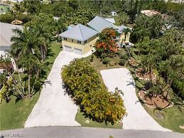 Brand New Coral Reef Suite Located in Paradise Island Estate