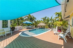 Brand New Coral Reef Suite Located in Paradise Island Estate