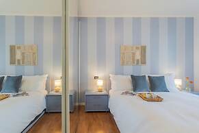 Besana 9 On the Lake - Private Garden & Parking by Rent all Como