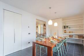 Besana 9 On the Lake - Private Garden & Parking by Rent all Como