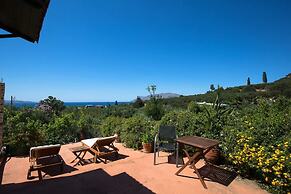 Sofiana s Garden Retreat w Private Pool