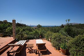 Sofiana s Garden Retreat w Private Pool