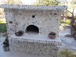 Sofiana s Garden Retreat w Private Pool