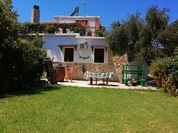 Sofiana s Garden Retreat w Private Pool