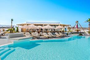 Amethyst Luxury Suites - Oia Family Suite