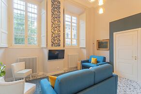 Cinque Giornate 70 Suites by Rent all Como