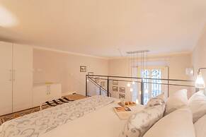 Cinque Giornate 70 Suites by Rent all Como