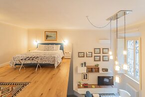 Cinque Giornate 70 Suites by Rent all Como