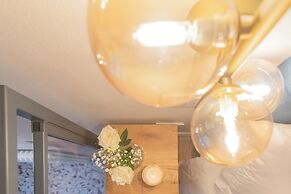 Cinque Giornate 70 Suites by Rent all Como