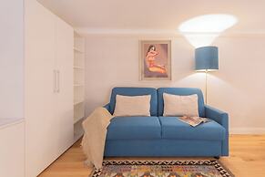 Cinque Giornate 70 Suites by Rent all Como