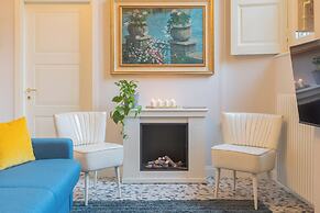 Cinque Giornate 70 Suites by Rent all Como