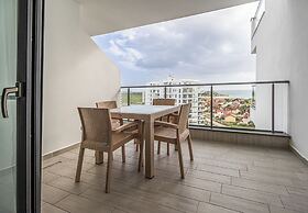 Caesar Blue Seaside Luxury Apartments