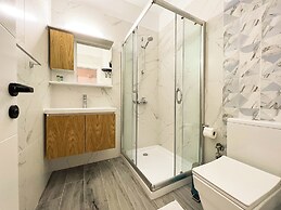 Caesar Blue Seaside Luxury Apartments