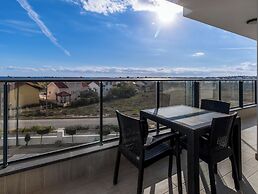 Caesar Blue Seaside Luxury Apartments