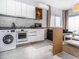 Caesar Blue Seaside Luxury Apartments