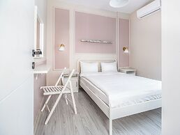 Caesar Blue Seaside Luxury Apartments