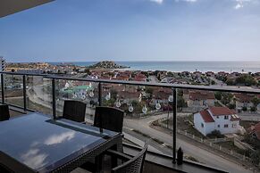 Caesar Blue Seaside Luxury Apartments