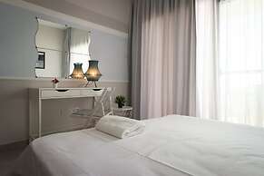 Caesar Blue Seaside Luxury Apartments