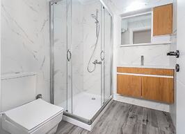 Caesar Blue Seaside Luxury Apartments