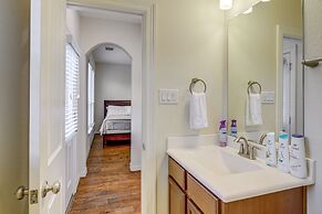 8 Mi to the Galleria: Home w/ Balcony + Yard