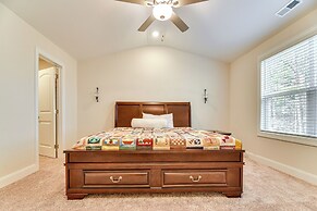 10 Mi to Downtown: Raleigh Family Retreat