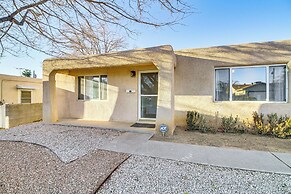 Cozy Home w/ Grill & Games in Albuquerque!