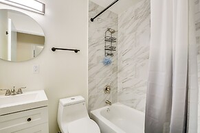 9 Mi to Forest Park: Pet-friendly Home in St Louis