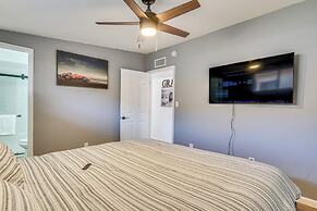 2 Mi to Dtwn: Modern Home w/ Yard in Tucson!