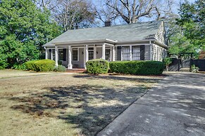 Walk to Lakebottom Park: Historic Columbus Home