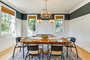 Walk to Lakebottom Park: Historic Columbus Home