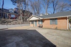 2 Blocks to Oxford Square: Ole Miss Retreat