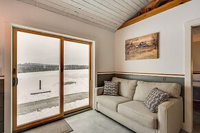 Ride From Your Door: Cabin w/ Vast Trail Access!