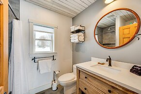 Ride From Your Door: Cabin w/ Vast Trail Access!